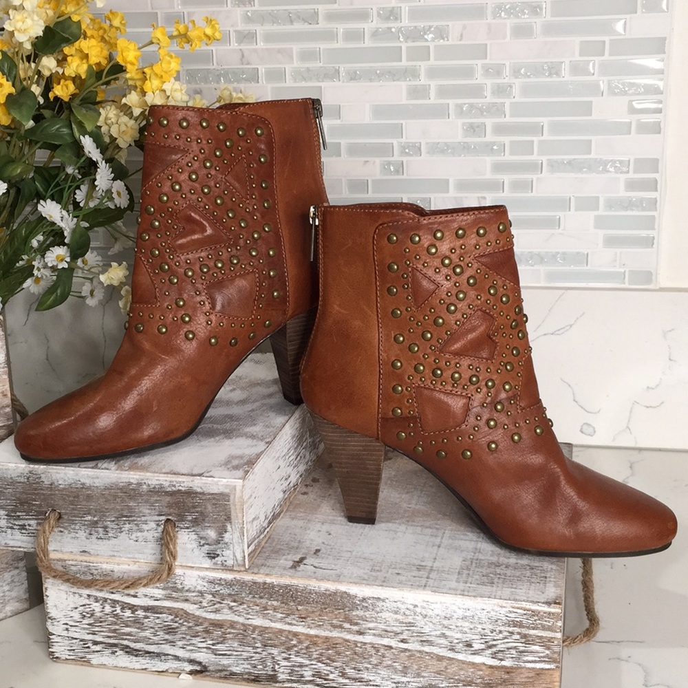 NWOT leather Nine West Vintage America ankle boots